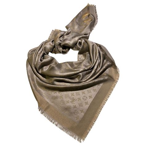 louis vuitton monogram shawl greige review|Classique Monogram Shawl .